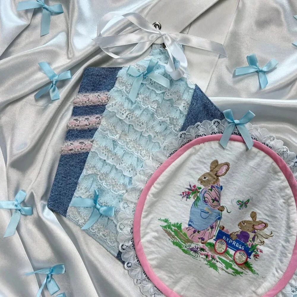 Vintage Bunny Lace Corset Top – Cottagecore Coquette Aesthetic - Picture 5 of 8